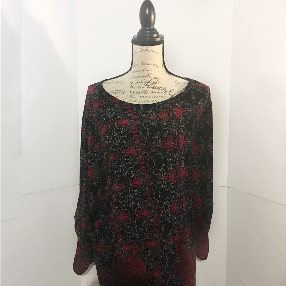 Susan Graver Red Black Floral Long Sleeve Top